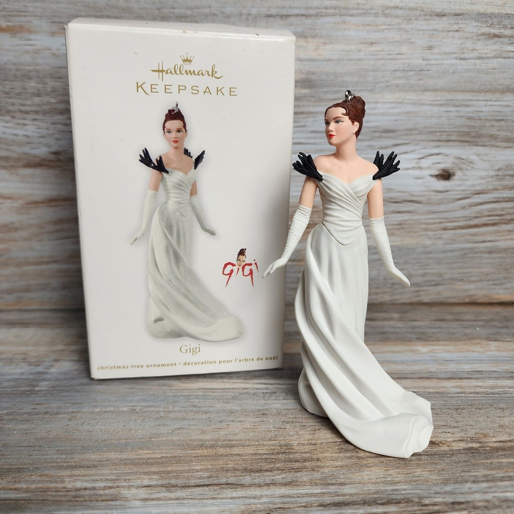 Hallmark Keepsake Gigi Leslie Caron Musical Movie Ornament 2012 QXI2964